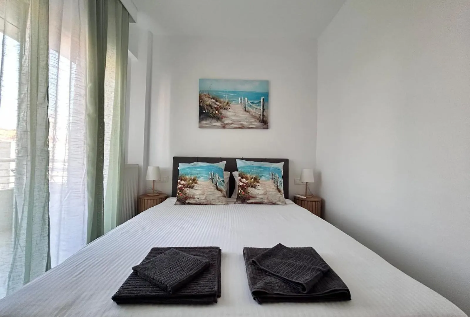 Sea Breeze V Apartment Peraia